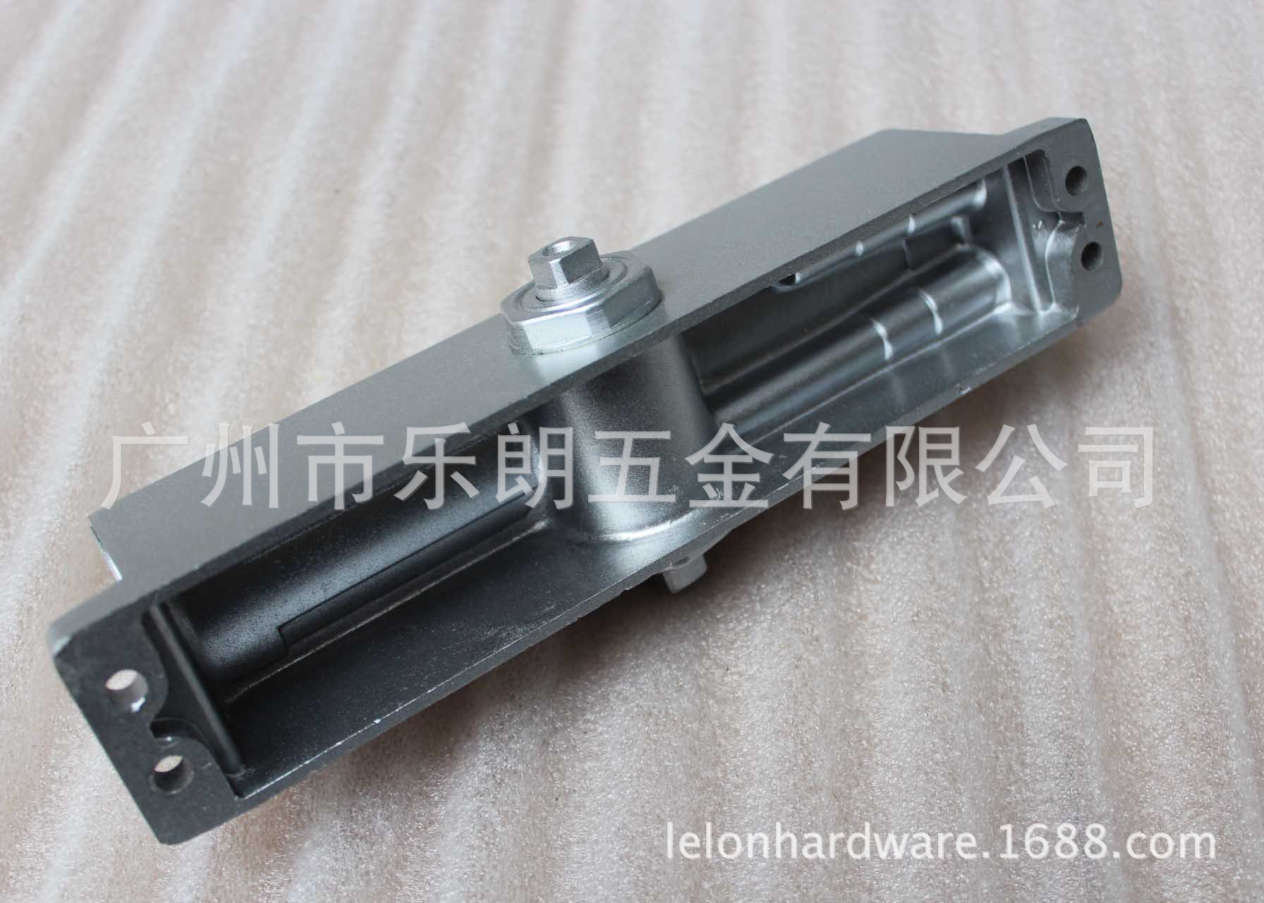 水蜜桃视频污在线观看蜜桃成人免费视频RDC-05 重型方背闭门器