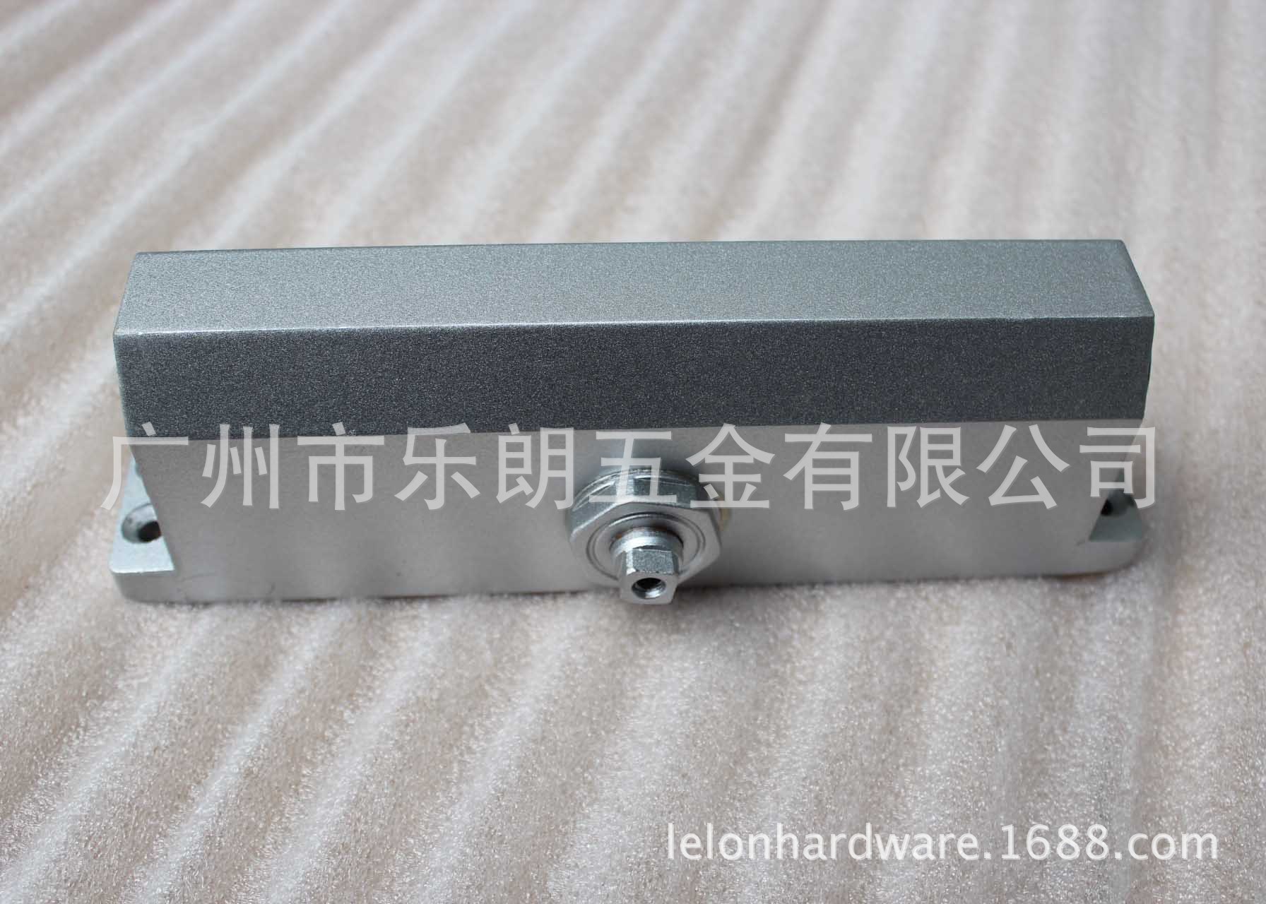 水蜜桃视频污在线观看蜜桃成人免费视频RDC-05 重型方背闭门器
