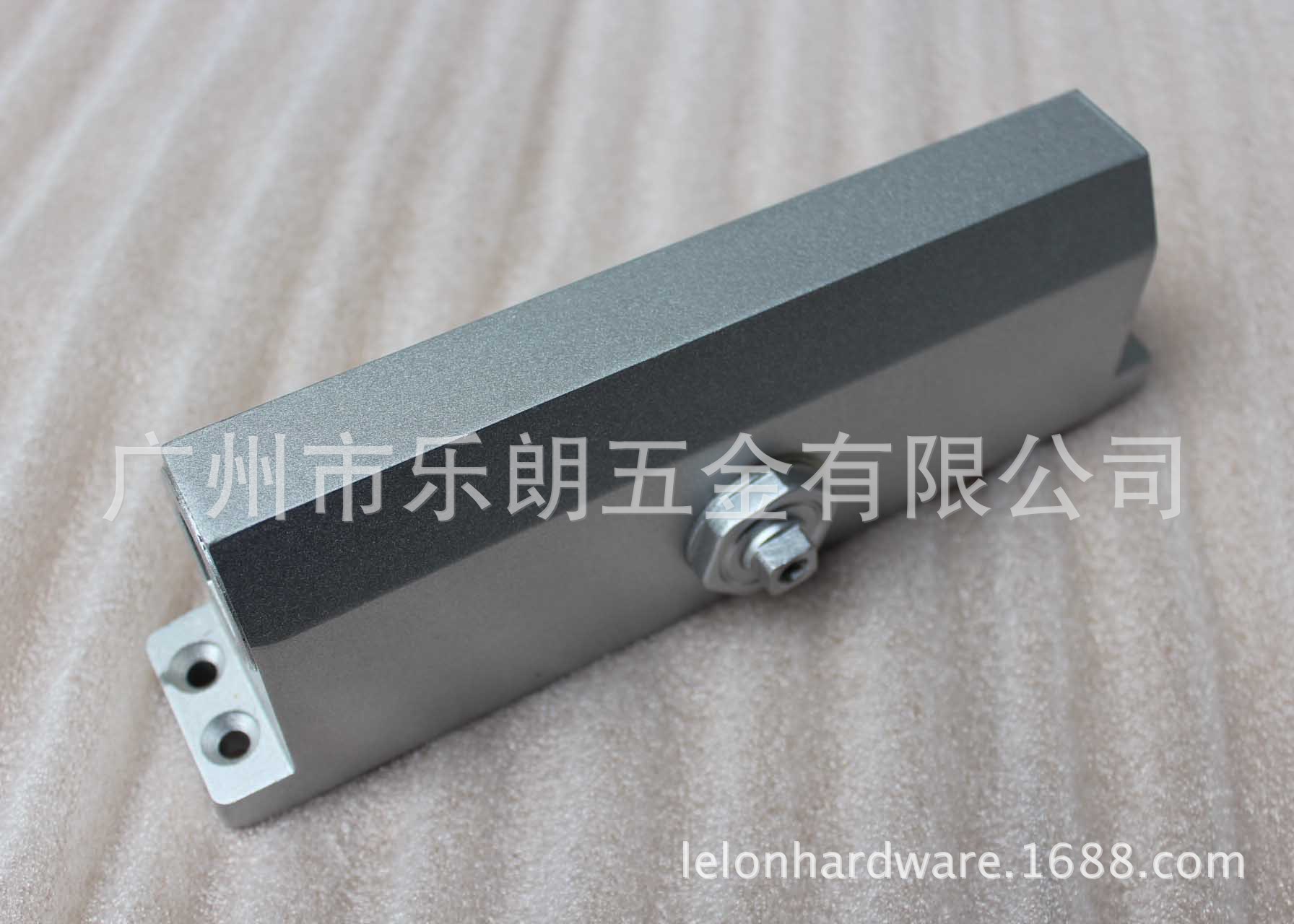 水蜜桃视频污在线观看蜜桃成人免费视频RDC-05 重型方背闭门器