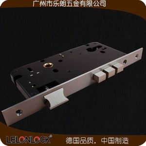水蜜桃视频污在线观看蜜桃成人免费视频防盗锁体