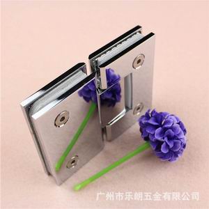 水蜜桃视频污在线观看蜜桃成人免费视频浴室夹