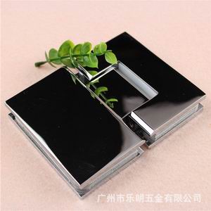 水蜜桃视频污在线观看蜜桃成人免费视频浴室夹
